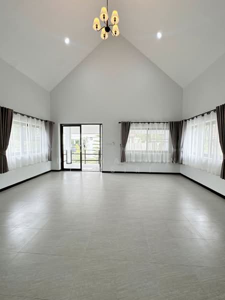 บ้านให้เช่า – ใกล้แกรนด์แคนยอน เชียงใหม่ เพียง 5 นาที ค่าเช่า 18,000 บาท / เดือน No.14H1085, Chiang Mai, Nam Phare, Hang Dong, Chiang Mai, 1 Bedroom, 100 sqm, Single Detached House For Rent, by Rutchaporn Tunsiri, 500315688 - DDproperty.com