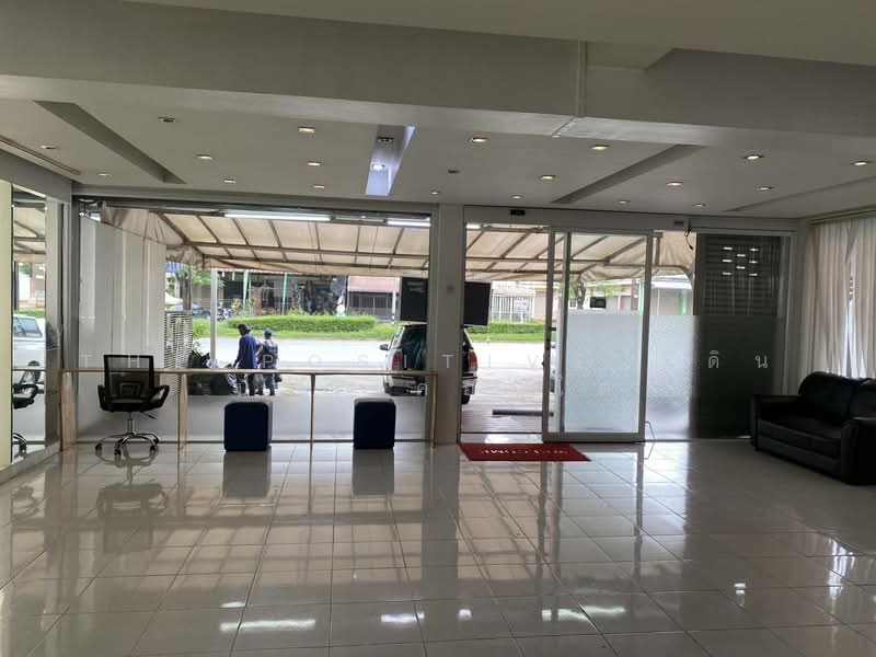 3-Storey Commercial Building (2 Connected Units) – Mae Jo, Chiang Mai, Nong Harn, San Sai, Chiang Mai, 3 Bedrooms, 180 sqm, Townhouse For Rent, by The Positive ที่ดิน บ้าน คอนโด, 500315726 - DDproperty.com
