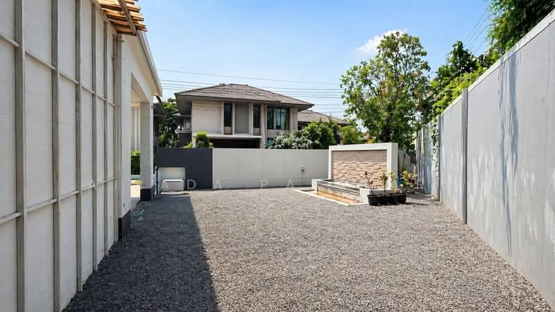 Saransiri Srivaree, Samut Prakan, 343 Rural Road, Srisa Chorakhe Noi, Bang Sao Thong, Samut Prakan, 4 Bedrooms, 240 sqm, Single Detached House For Rent, by Airada Parasarn, 500315789 - DDproperty.com