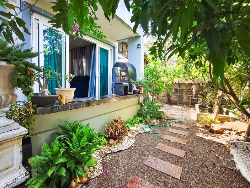 Suetrong Premium Rama 2-Samae Dam, Bangkok, 481 Rama 2 Road, Samae Dam, Bang Khun Thian, Bangkok, 4 Bedrooms, 220 sqm, Townhouse For Sale, by Ladda Suebthai, 500315792 - DDproperty.com