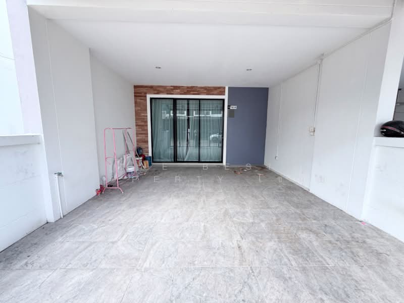 Arinsiri Country Hill, Chon Buri (Pattaya), Huai Kapi, Muang Chon Buri, Chon Buri (Pattaya), 3 Bedrooms, 100 sqm, Townhouse For Sale, by The Best Property ไข่นุ้ย, 500315796 - DDproperty.com