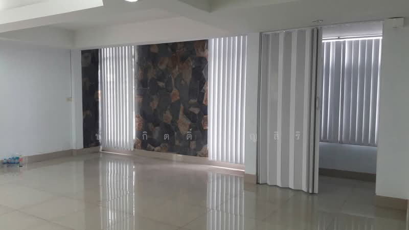 บ้านเดี่ยว 2 ชั้น ลาดพร้าว 64, กรุงเทพ, วังทองหลาง, กรุงเทพ, 200 ตร.ม., บ้านเดี่ยว ให้เช่า, โดย ปุณกิตติ์ บุญสิริ, 500315817 - DDproperty.com
