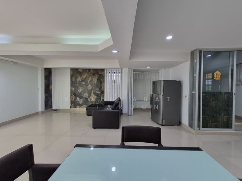 บ้านเดี่ยว 2 ชั้น ลาดพร้าว 64, กรุงเทพ, วังทองหลาง, วังทองหลาง, กรุงเทพ, 200 ตร.ม., บ้านเดี่ยว ให้เช่า, โดย Kawinyarat Jitaroon, 500315817 - DDproperty.com