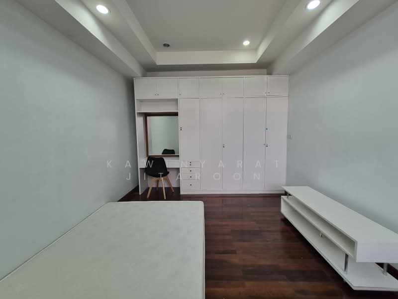 บ้านเดี่ยว 2 ชั้น ลาดพร้าว 64, กรุงเทพ, วังทองหลาง, วังทองหลาง, กรุงเทพ, 200 ตร.ม., บ้านเดี่ยว ให้เช่า, โดย Kawinyarat Jitaroon, 500315817 - DDproperty.com