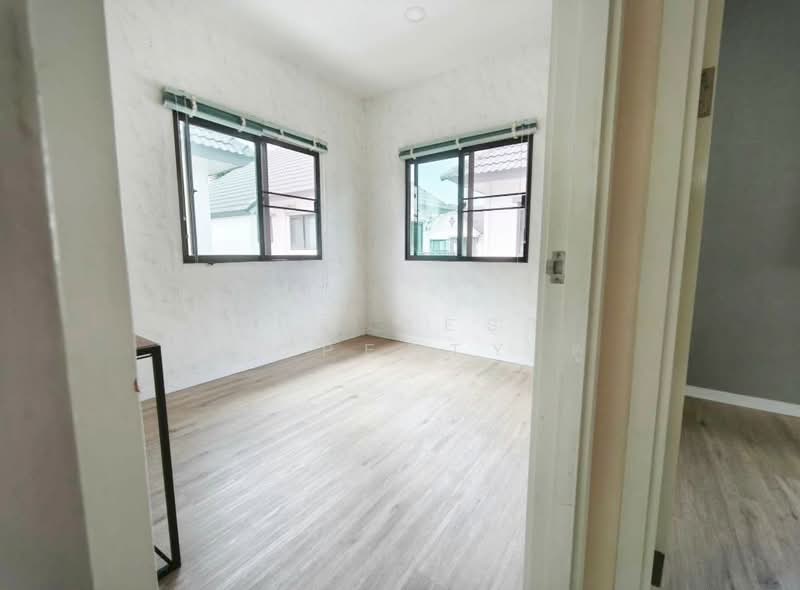 Modi Villa Ratchaphruek-Tiwanon, Pathum Thani, 345 Road, Bang Khu Wat, Muang Pathum Thani, Pathum Thani, 3 Bedrooms, 138 sqm, Semi-Detached House (Twin House) For Sale, by The Best Property ตู่, 500315821 - DDproperty.com