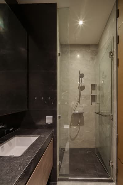 28 Chidlom, Bangkok, 28 Chit Lom Alley, Lumphini, Pathum Wan, Bangkok, 2 Bedrooms, 73 sqm, Condo For Sale, by Phadungkiat Phewoon, 500315847 - DDproperty.com