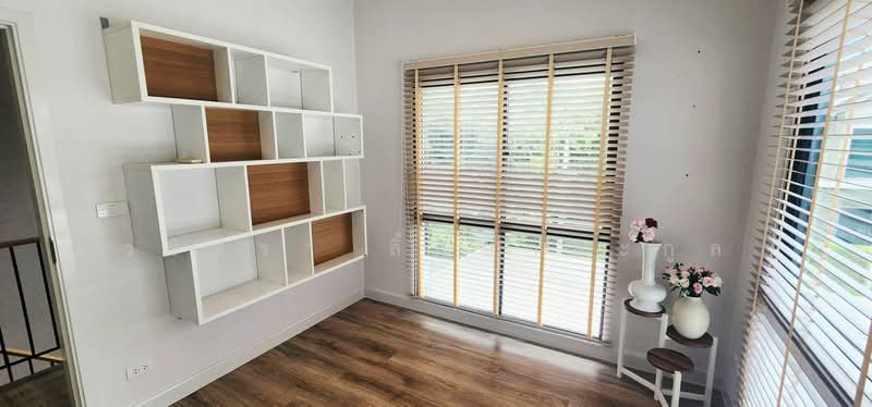 Venue Flow Chaengwattana, Nonthaburi, Khlong Khoi Pak Kret, Khlong Khoi, Pak Kret, Nonthaburi, 3 Bedrooms, 170 sqm, Single Detached House For Rent, by วริธรา ลิ้มปาละกูล, 500315849 - DDproperty.com