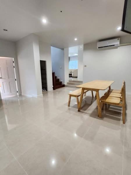 ปริญญดา วงแหวน-สาทร, Bangkok, Bang Khae, Bangkok, 4 Bedrooms, 250 sqm, Single Detached House For Rent, by Forty-Six Real Estate Group, 500315866 - DDproperty.com