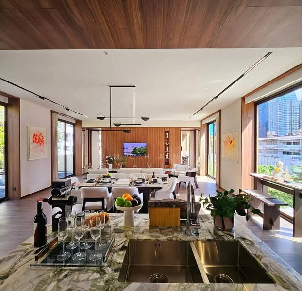 ROMM Convent, Bangkok, 42 Convent Road, Silom, Bang Rak, Bangkok, 2 Bedrooms, 129 sqm, Condo For Sale, by Jomchanok Aswavibul, 500315872 - DDproperty.com
