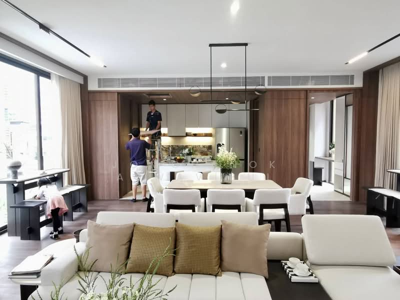 ROMM Convent, Bangkok, 42 Convent Road, Silom, Bang Rak, Bangkok, 2 Bedrooms, 129 sqm, Condo For Sale, by Jomchanok Aswavibul, 500315872 - DDproperty.com