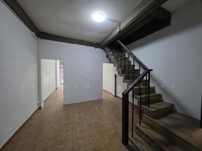 Charan Sanit Wong13, Bangkok, จรัญสนิทวงศ์, Wat Tha Pra, Bangkok Yai, Bangkok, 3 Bedrooms, 300 sqm, Townhouse For Rent, by จิตราภรณ์ พิมพ์จันทร์, 500315877 - DDproperty.com