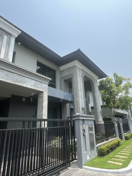 Grand Bangkok Boulevard Sukhumvit-Srinakarin, Samut Prakan, Soi Bearing 31/1, Samrong Nua, Muang Samut Prakarn, Samut Prakan, 4 Bedrooms, 510 sqm, Single Detached House For Sale, by Forty-Six Real Estate Group, 500315889 - DDproperty.com