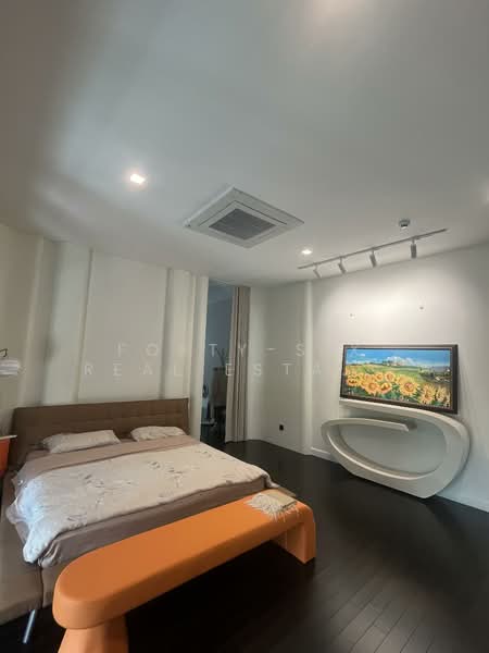 Grand Bangkok Boulevard Sukhumvit-Srinakarin : แกรนด์ บางกอก บูเลอวาร์ด สุขุมวิท-ศรีนครินทร์, สมุทรปราการ, ซ.แบริ่ง 31/1, สำโรงเหนือ, เมืองสมุทรปราการ, สมุทรปราการ, 510 ตร.ม., บ้านเดี่ยว ขาย, โดย Forty-Six Real Estate Group, 500315889 - DDproperty.com