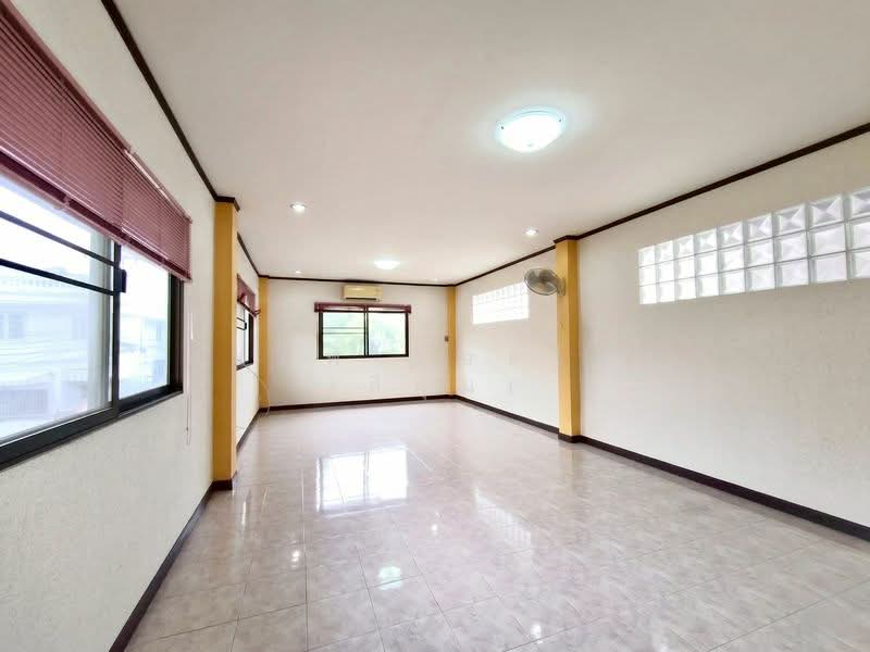 วิชิตนคร 2, กรุงเทพ, ท่าข้าม, บางขุนเทียน, กรุงเทพ, 180 ตร.ม., บ้านเดี่ยว ขาย, โดย สรภพ ยอดไชย (สีฝุ่น), 500315891 - DDproperty.com