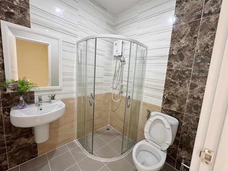 บ้านโกลเด้นทาวน์ พหลโยธิน-สะพานใหม่ คลองถนน สายไหม, Bangkok, Khlong Tanon, Sai Mai, Bangkok, 3 Bedrooms, 80 sqm, Townhouse For Sale, by นภัสศรณ์ วงศ์สินไทยกร (นันท์), 500315892 - DDproperty.com