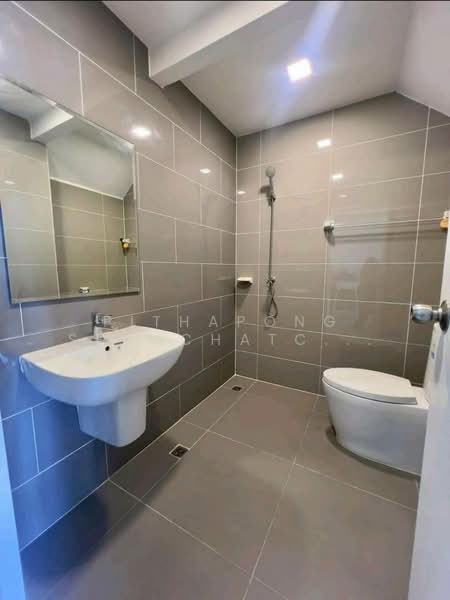 The Connect Wongwaen-Rama9, Bangkok, Motorway 7 Frontage Road, Saphan Sung, Bangkok, 3 Bedrooms, 105 sqm, Townhouse For Sale, by Pithapong Sermchatcharoenkan, 500315903 - DDproperty.com
