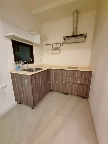 Town Avenue Merge Rattanatibet : ทาวน์ อเวนิว เมิร์จ รัตนาธิเบศร์, นนทบุรี, ถนน รัตนาธิเบศร์, บางรักใหญ่, บางบัวทอง, นนทบุรี, 145 ตร.ม., ทาวน์เฮ้าส์ ให้เช่า, โดย วริธรา ลิ้มปาละกูล, 500315909 - DDproperty.com