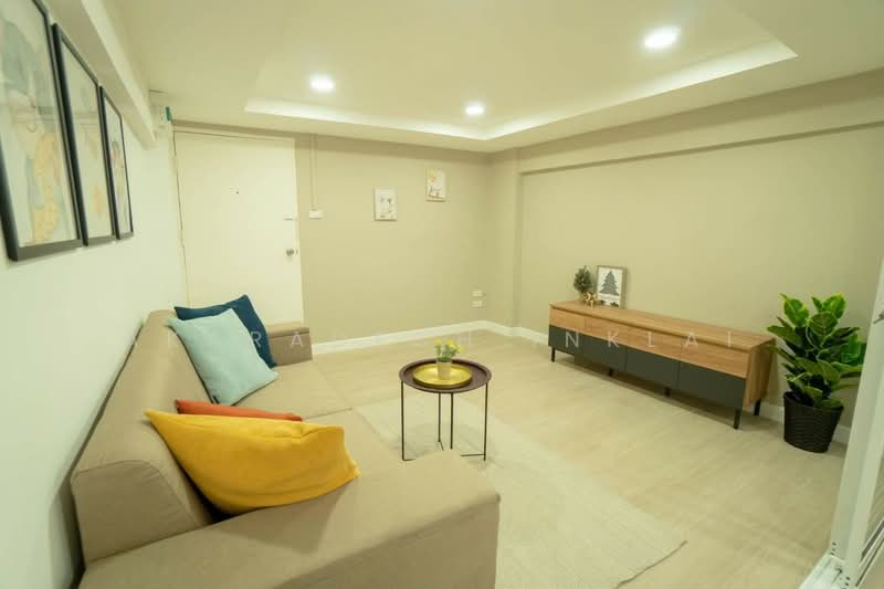 Baan Fan Condovill, Bangkok, Srinakarin, Suan Luang, Bangkok, 1 Bedroom, 36 sqm, Condo For Sale, by Akaradech Inklai, 500315910 - DDproperty.com