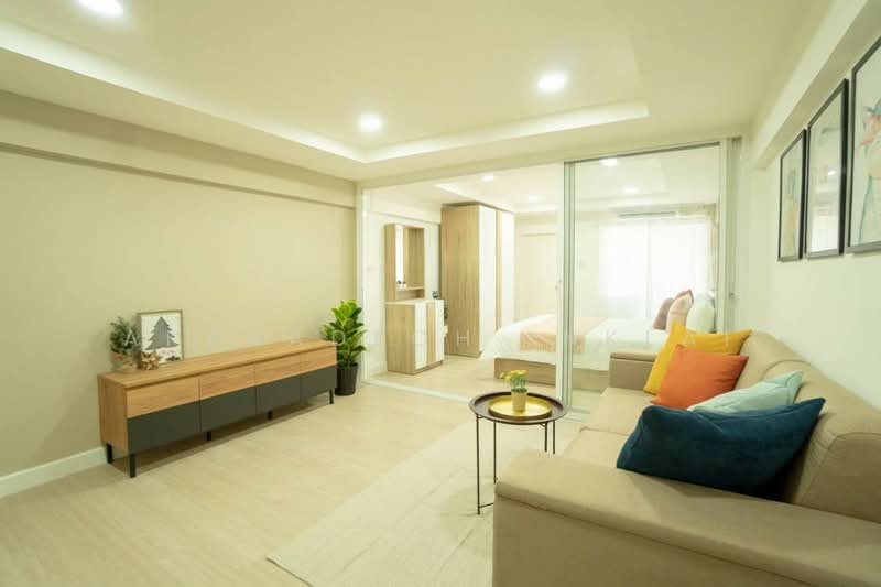 Baan Fan Condovill, Bangkok, Srinakarin, Suan Luang, Bangkok, 1 Bedroom, 36 sqm, Condo For Sale, by Akaradech Inklai, 500315910 - DDproperty.com