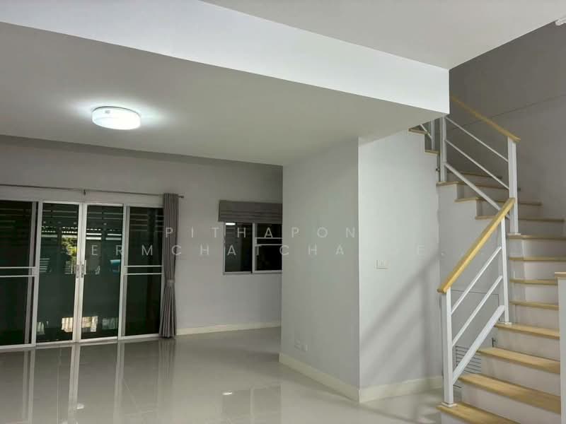 The Connect Don Muang-Songprapha, Bangkok, Songprapha Road, Si Khan, Don Mueang, Bangkok, 3 Bedrooms, 103 sqm, Townhouse For Rent, by Pithapong Sermchatcharoenkan, 500315912 - DDproperty.com