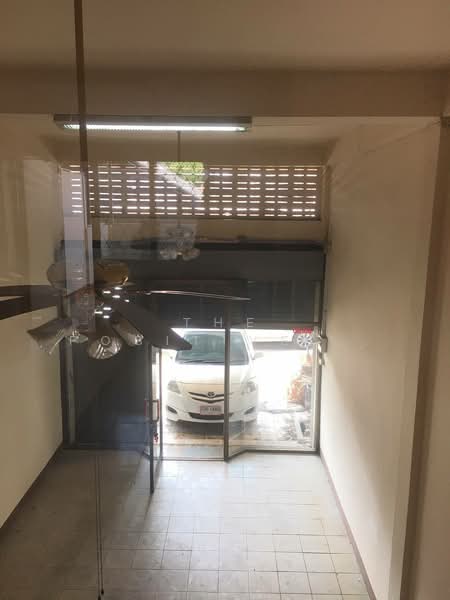 ตึกแถว ต.ท่าศาลา ใกล้สถานีรถไฟเชียงใหม่ โซนโรงเรียนจิตราวิทยา 200 ม., เชียงใหม่, ท่าศาลา, เมืองเชียงใหม่, เชียงใหม่, 130 ตร.ม., ทาวน์เฮ้าส์ ขาย, โดย The Positive ที่ดิน บ้าน คอนโด, 500315915 - DDproperty.com