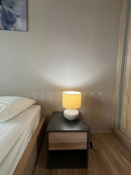 Blossom Condo @ Sathorn-Charoenrat, Bangkok, Charoen Rat Road, Thung Wat Don, Sathon, Bangkok, 2 Bedrooms, 62 sqm, Condo For Rent, by Juthabhorn Uppachit (Amy), 500315921 - DDproperty.com