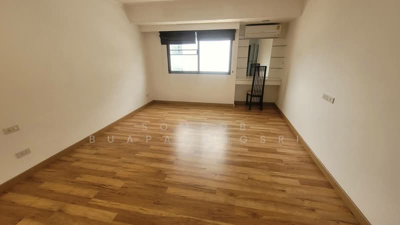 Kallista Mansion, Bangkok, 64 Soi Sukhumvit 11, Khlongtoei Nua, Watthana, Bangkok, 3 Bedrooms, 115 sqm, Condo For Rent, by Sompob Buaparungsri, 500315926 - DDproperty.com
