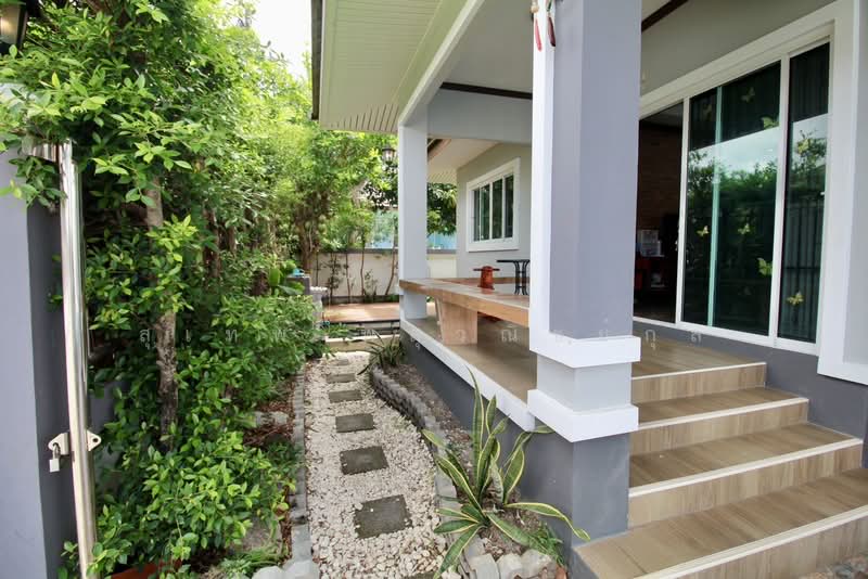 ขายบ้าน Pool Villa 72 ตร.วา ตกแต่งพร้อมอยู่ เฟอร์ครบ พลูตาหลวง สัตหีบ ใกล้อู่ตะเภา-บางเสร่, ชลบุรี, พลูตาหลวง, สัตหีบ, ชลบุรี, 120 ตร.ม., บ้านเดี่ยว ขาย, โดย สุเทพ พสุวณิชย์กุล, 500315948 - DDproperty.com