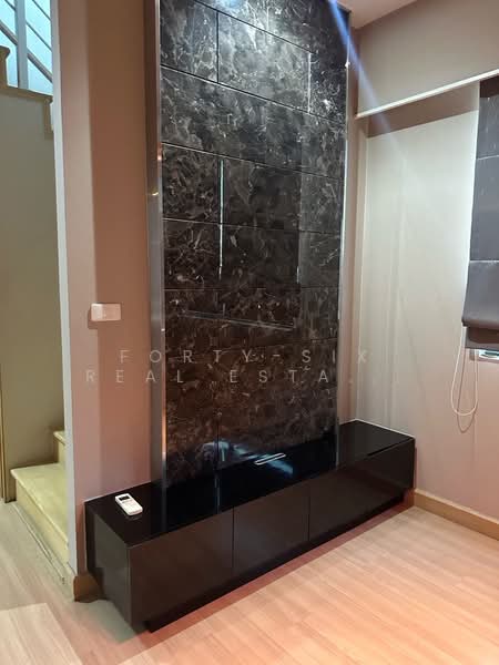 Pruksa Ville 81 Ramkhamhaeng-Serithai, Bangkok, Soi Serithai 81, Khan Na Yao, Bangkok, 3 Bedrooms, 250 sqm, Townhouse For Rent, by Forty-Six Real Estate Group, 500315953 - DDproperty.com
