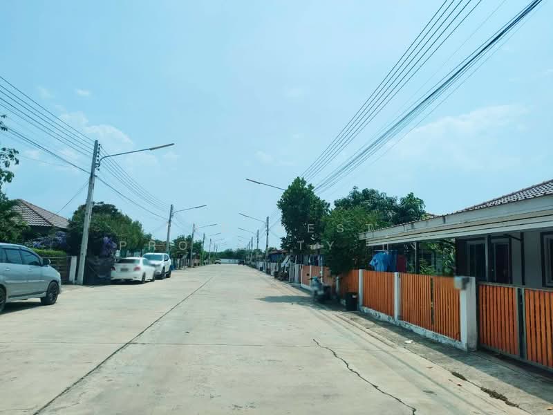 สิรารมย์ บางปะกง (Sirarom Bangpakong), Chachoengsao, Bang Pakong, Chachoengsao, 2 Bedrooms, 111 sqm, Semi-Detached House (Twin House) For Sale, by The Best Property กุ้ง, 500315962 - DDproperty.com