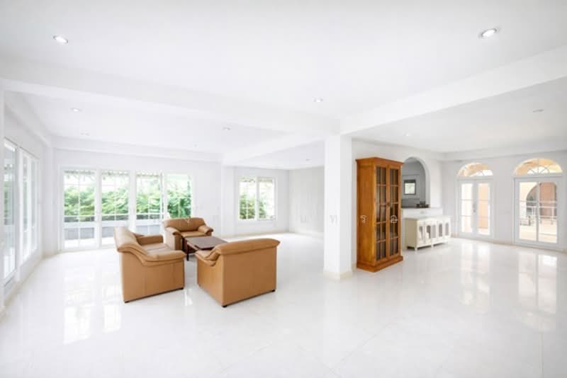 ไม่พบโครงการ, Bangkok, กรุงเทพกรีฑา ศรีนครินทร์ ร่มเกล้า, Saphan Sung, Bangkok, 3 Bedrooms, 320 sqm, Single Detached House For Rent, by ณัฐพงศ์ สุนทรอรุณ, 500315978 - DDproperty.com