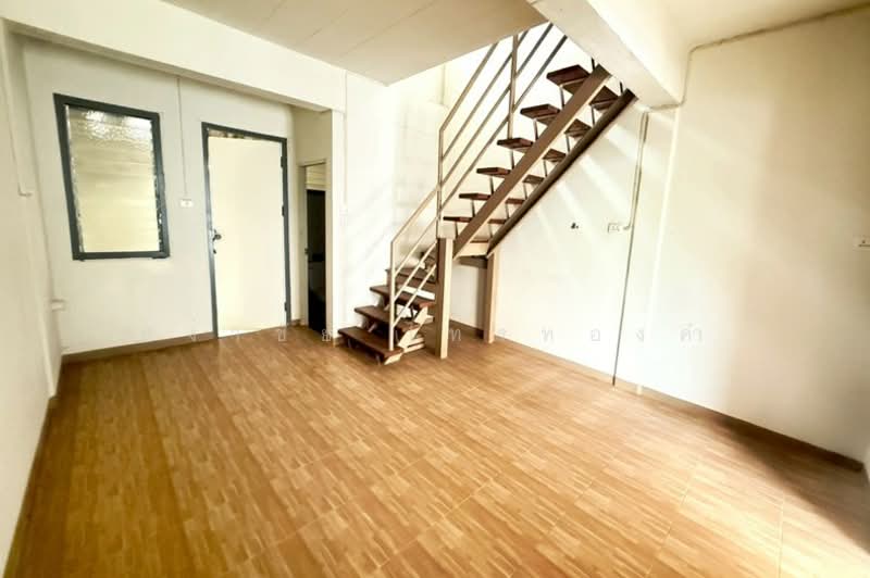 Baan Ua-Athorn Rangsit 7/3, Pathum Thani, Bung Kham Proi, Lam Luk Ka, Pathum Thani, 2 Bedrooms, 110 sqm, Townhouse For Sale, by สง่าชัย ไทรทองคำ, 500315983 - DDproperty.com