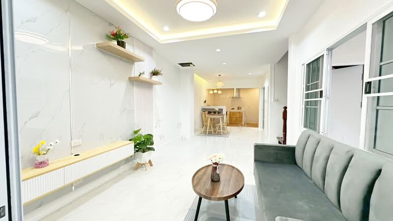 วรารักษ์ เลียบคลองสอง27 สามวาตะวันตก คลองสามวา, Bangkok, เลียบคลองสอง27, Sam Wa Tawan Tok, Khlong Sam Wa, Bangkok, 4 Bedrooms, 80 sqm, Townhouse For Sale, by นภัสศรณ์ วงศ์สินไทยกร (นันท์), 500315986 - DDproperty.com
