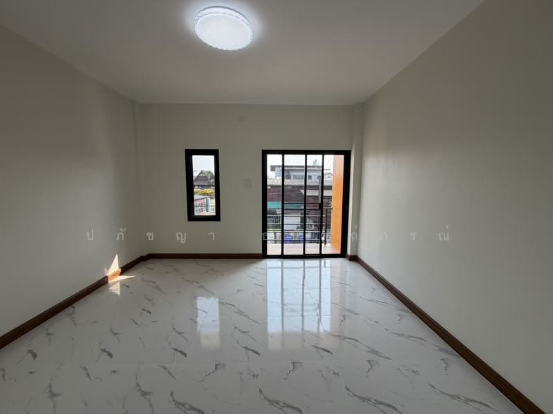 สุขุมวิท 27, Samut Prakan, Pak Nam, Muang Samut Prakarn, Samut Prakan, 3 Bedrooms, 120 sqm, Townhouse For Sale, by ปภัชญา ธนัตถ์ภรณ์, 500316007 - DDproperty.com