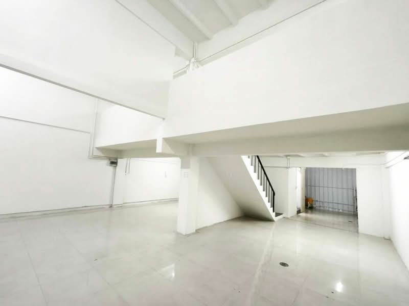 ธนินธร, Bangkok, วิภาวดี, Sanam Bin, Don Mueang, Bangkok, , 328 sqm, Shophouse For Rent, by เอนก, 500316016 - DDproperty.com