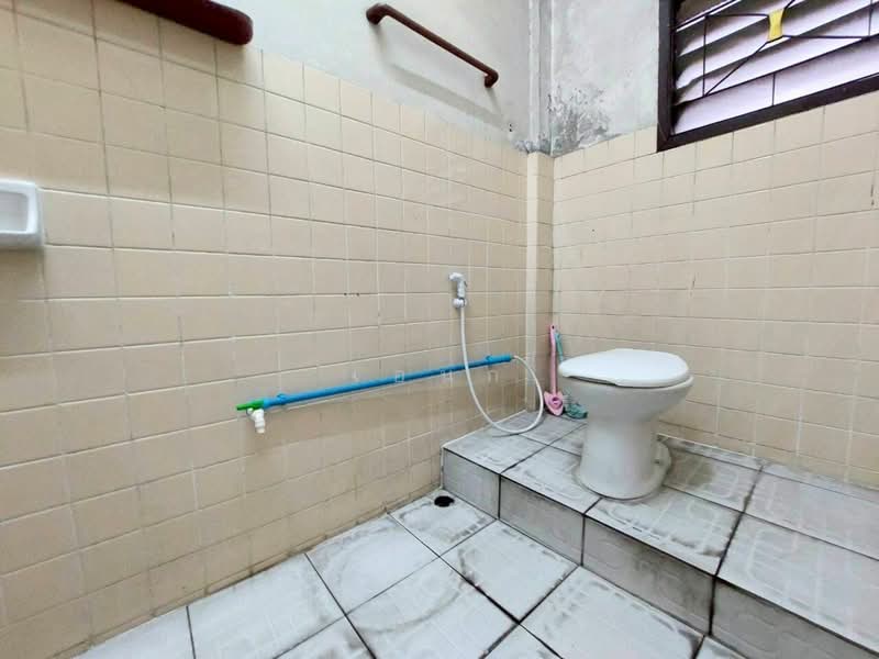 ธนินธร, Bangkok, วิภาวดี, Sanam Bin, Don Mueang, Bangkok, , 328 sqm, Shophouse For Rent, by เอนก, 500316016 - DDproperty.com