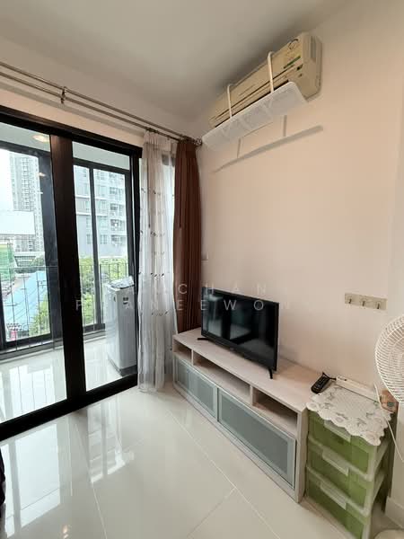 IDEO Ratchada-Huaikwang, Bangkok, 62 Pracharajbumpen Road, Huai Khwang, Bangkok, 1 Bedroom, 35 sqm, Condo For Rent, by Kanchana Praneewong, 500316020 - DDproperty.com