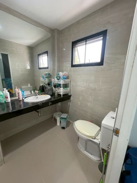 Nara Ville, Chon Buri (Pattaya), Mittraphap Road, Napa Subdistrict, Mueang Chonburi District, Chonburi Province, Napa, Mueang Chonburi, Chonburi, Na Pa, Muang Chon Buri, Chon Buri (Pattaya), 3 Bedrooms, 120 sqm, Townhouse For Sale, by The Best Property ชมพู่, 500316021 - DDproperty.com