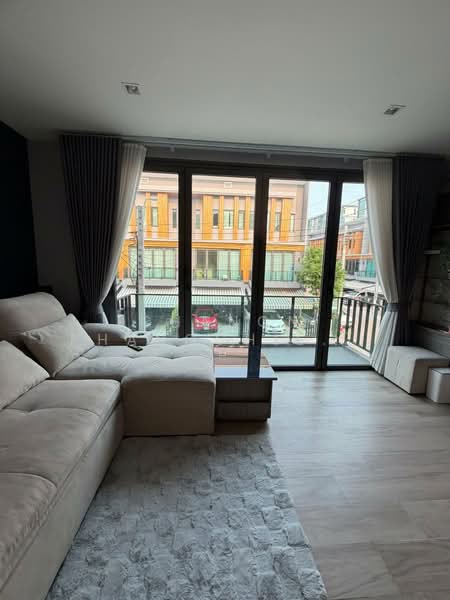 Eigen Rama 9, Bangkok, Soi Pattanakarn99, Chaloem Phrakiat Rama9 Road, Prawet, Bangkok, 3 Bedrooms, 192 sqm, Townhouse For Rent, by Chanon Phangchienghien, 500316029 - DDproperty.com