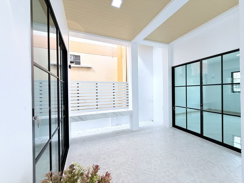 Baan Amornsap Leapwaree 25 : บ้านอมรทรัพย์ เลียบวารี 25, กรุงเทพ, ถนนเลียบวารี, โคกแฝด, หนองจอก, กรุงเทพ, 96 ตร.ม., บ้านเดี่ยว ขาย, โดย นภัสศรณ์ วงศ์สินไทยกร (นันท์), 500316030 - DDproperty.com