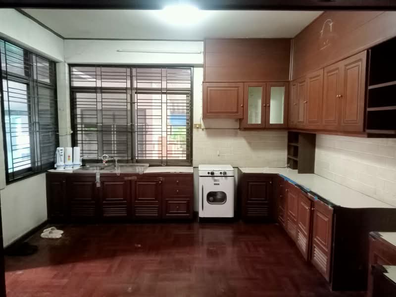 ขายบ้านเดี่ยว 2 หลังใจกลางเมืองสระบุรี ต.ปากเพรียว อ.เมืองสระบุรี จ.สระบุรี เนื้อที่ 1 ไร่ 4 ตร.ว, สระบุรี, ซอย พิชัยรณรงค์สงคราม 17 และ 19, ปากเพรียว, เมืองสระบุรี, สระบุรี, 300 ตร.ม., บ้านเดี่ยว ขาย, โดย มนูญทัต พูนศรี, 500316072 - DDproperty.com