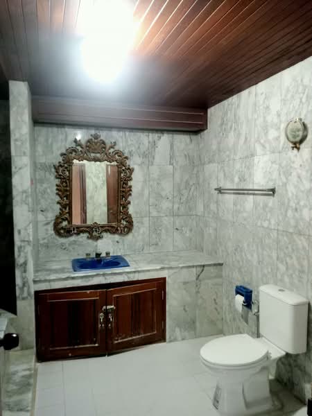 ขายบ้านเดี่ยว 2 หลังใจกลางเมืองสระบุรี ต.ปากเพรียว อ.เมืองสระบุรี จ.สระบุรี เนื้อที่ 1 ไร่ 4 ตร.ว, สระบุรี, ซอย พิชัยรณรงค์สงคราม 17 และ 19, ปากเพรียว, เมืองสระบุรี, สระบุรี, 300 ตร.ม., บ้านเดี่ยว ขาย, โดย มนูญทัต พูนศรี, 500316072 - DDproperty.com