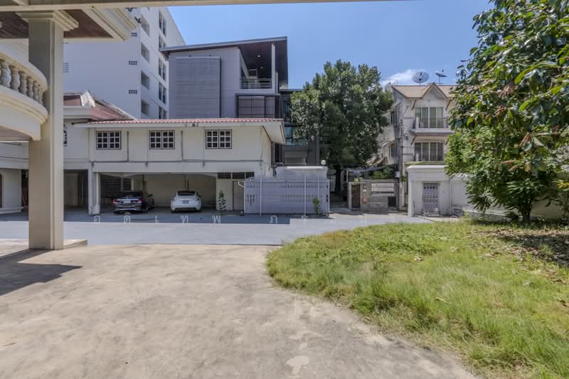 บ้านลาดพร้าว 48, Bangkok, Samsen Nok, Huai Khwang, Bangkok, , 876 sqm, Land For Sale, by อดิเทพ ภระมรทัต, 500316073 - DDproperty.com