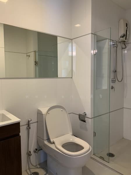 Thru Thonglor, Bangkok, Petchaburi Road, Bang Kapi, Huai Khwang, Bangkok, 1 Bedroom, 39 sqm, Condo For Rent, by พชร ชาญศิริ, 500316075 - DDproperty.com