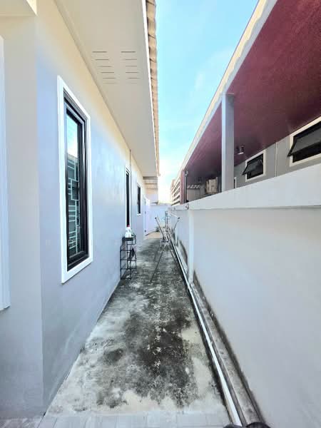 หมู่บ้านเลิศฤทัยโฮม ศรีราชา, Chon Buri (Pattaya), Bueng, Si Racha, Chon Buri (Pattaya), 3 Bedrooms, 80 sqm, Single Detached House For Sale, by The Best Property   เปิ้ล, 500316092 - DDproperty.com