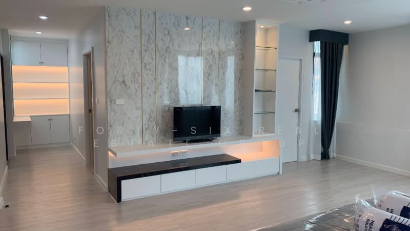 ให้เช่าบ้านเดี่ยวหลังใหญ่ ซอยรัชดา36, Bangkok, Lat Phrao, Bangkok, 5 Bedrooms, 350 sqm, Single Detached House For Rent, by Forty-Six Real Estate Group, 500316101 - DDproperty.com