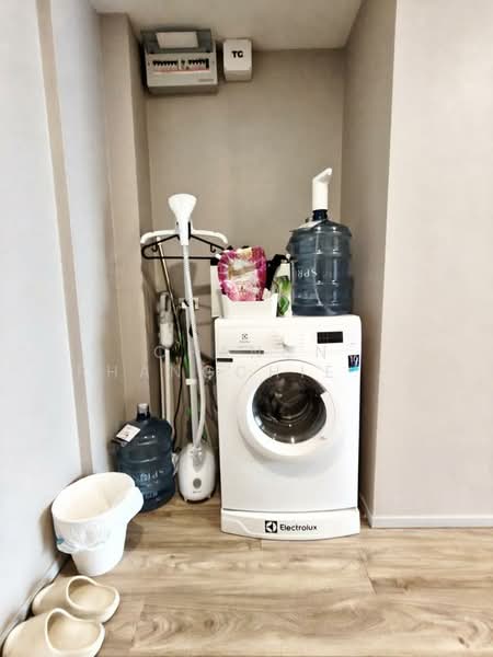 Blossom Condo @ Sathorn-Charoenrat, Bangkok, Charoen Rat Road, Thung Wat Don, Sathon, Bangkok, 2 Bedrooms, 62 sqm, Condo For Rent, by Chanon Phangchienghien, 500316132 - DDproperty.com