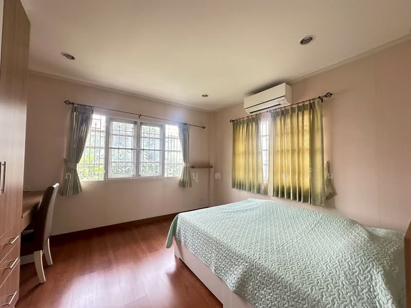 Chonlada Bangbuathong, Nonthaburi, Bang Kruai - Sai Noi Road, Bang Bua Thong, Nonthaburi, 4 Bedrooms, 300 sqm, Single Detached House For Sale, by Passakorn Butbunpan, 500316137 - DDproperty.com
