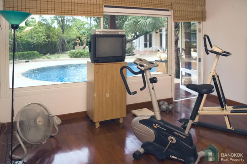 Baan Ladprao Yothin Phattana 11, Bangkok, Soi Baan Ladprao, Khlong Chan, Bang Kapi, Bangkok, 3 Bedrooms, 400 sqm, Single Detached House For Sale, by Chakkrapong Ponyeam, 500316146 - DDproperty.com