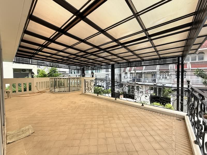 Silom, Bangkok, สีลม, Silom, Bang Rak, Bangkok, 4 Bedrooms, 400 sqm, Single Detached House For Rent, by ดนิตา จุมพลา, 500316163 - DDproperty.com